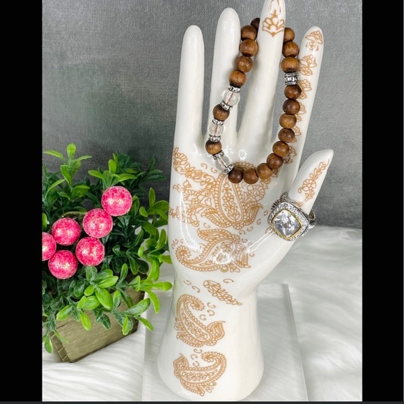 JEWELRY HOLDER Hand Decor Boho Display Tattooed henna hand jewelry display - Picture 14 of 14